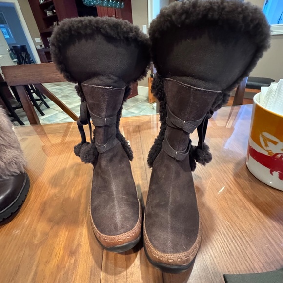 northface boots  - Size 6 women's, Brown , warm - Picture 2 of 5